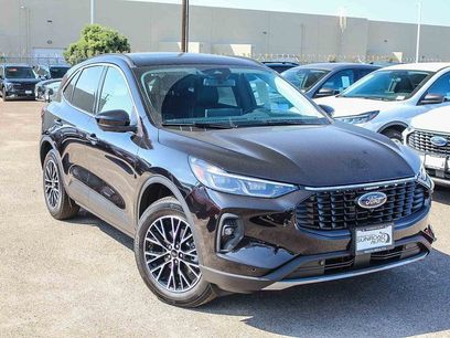 New 2025 Ford Escape SE