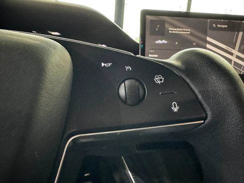 Used 2022 Tesla Model X Plaid AWD/4WD image 36