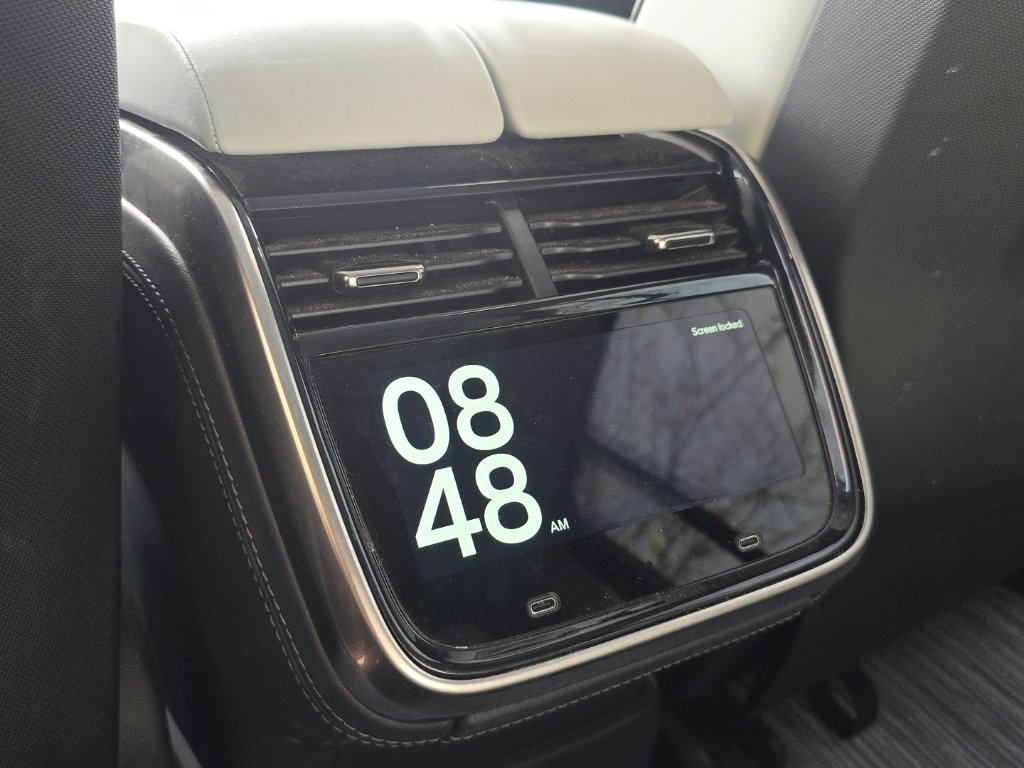 Used 2025 Rivian R1S Adventure Dual AWD/4WD image 23
