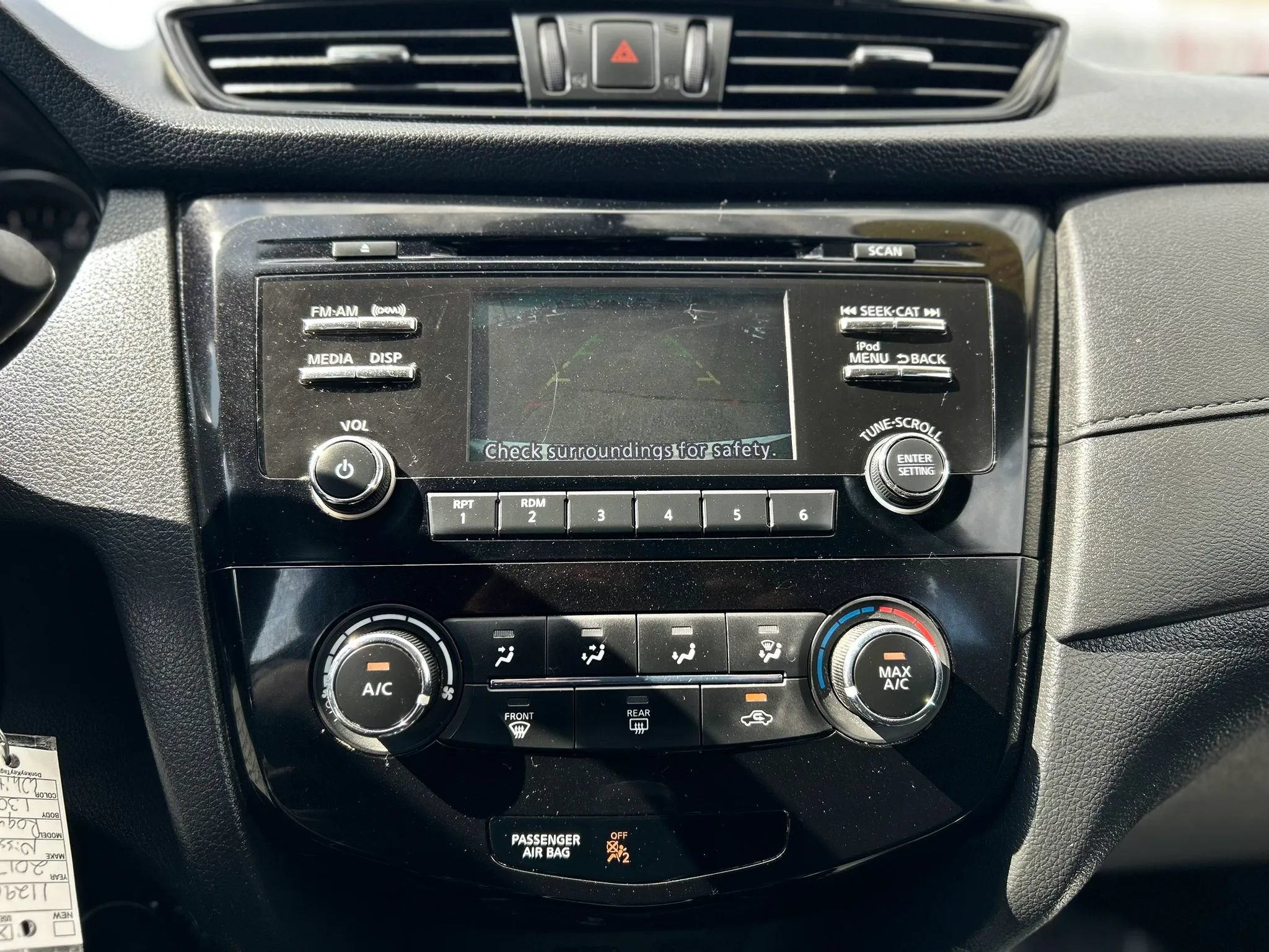 Used 2017 Nissan Rogue S AWD/4WD image 23