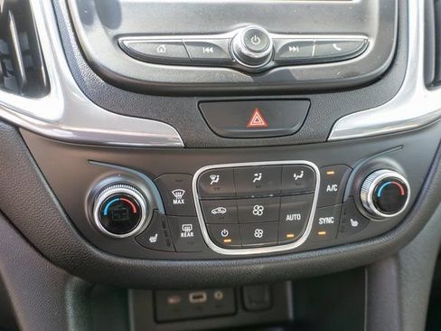 Used 2020 Chevrolet Equinox LT AWD/4WD image 28