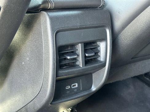 Used 2024 Cadillac XT4 Premium Luxury image 26