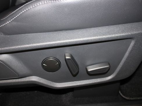 Used 2025 Ford Bronco Outer Banks AWD/4WD image 36