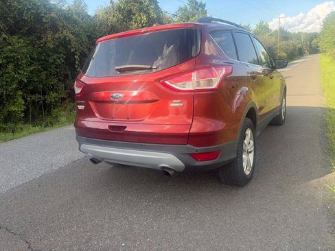 Used 2014 Ford Escape SE w/ Equipment Group 201A AWD/4WD image 4