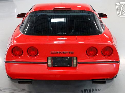 Used 1989 Chevrolet Corvette Coupe image 25