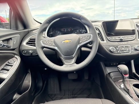 Used 2023 Chevrolet Malibu RS FWD image 6
