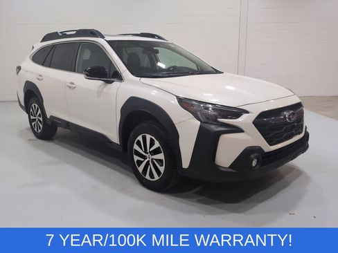 Used 2024 Subaru Outback Premium AWD/4WD image 1