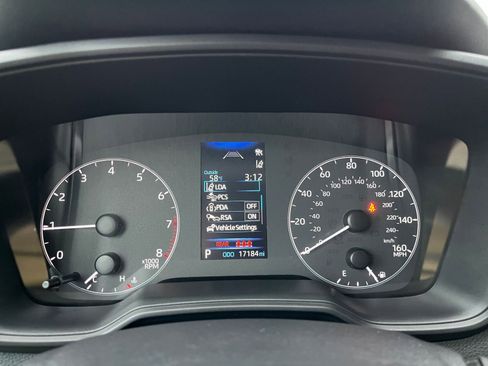 Used 2025 Toyota Corolla LE image 40