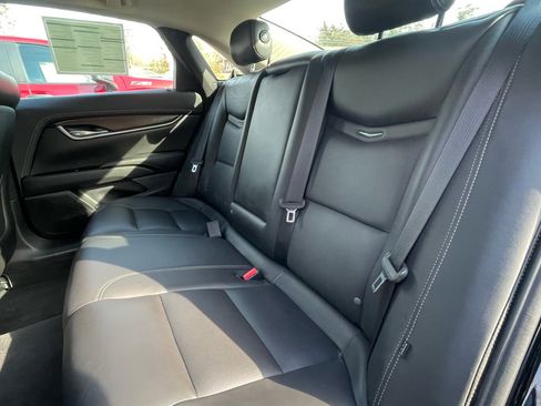 Used 2018 Cadillac XTS Luxury image 21