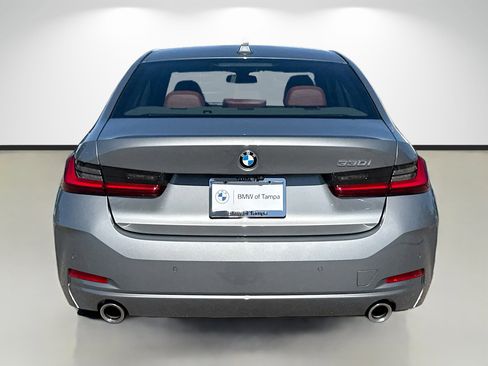 Used 2023 BMW 330i Sedan w/ Premium Package image 4
