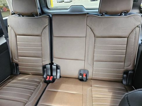 New 2026 GMC Yukon XL Denali Ultimate w/ LPO, Illumination Package AWD/4WD image 15
