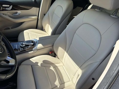 Used 2016 Mercedes-Benz GLC 300 4MATIC image 19