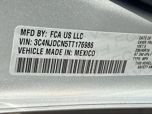 New 2026 Jeep Compass Limited image 30