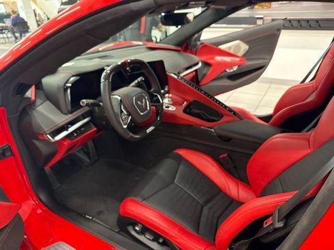 Used 2024 Chevrolet Corvette Z06 RWD image 18