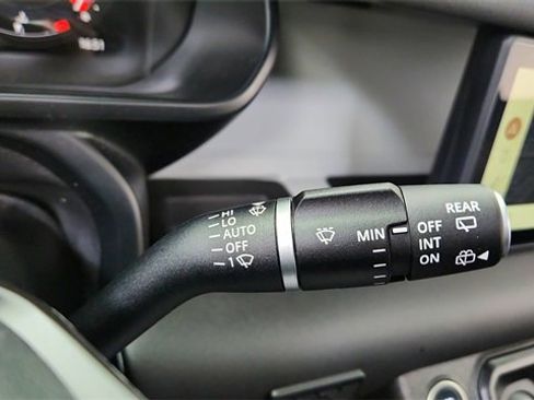 Used 2024 Land Rover Defender 110 S image 40