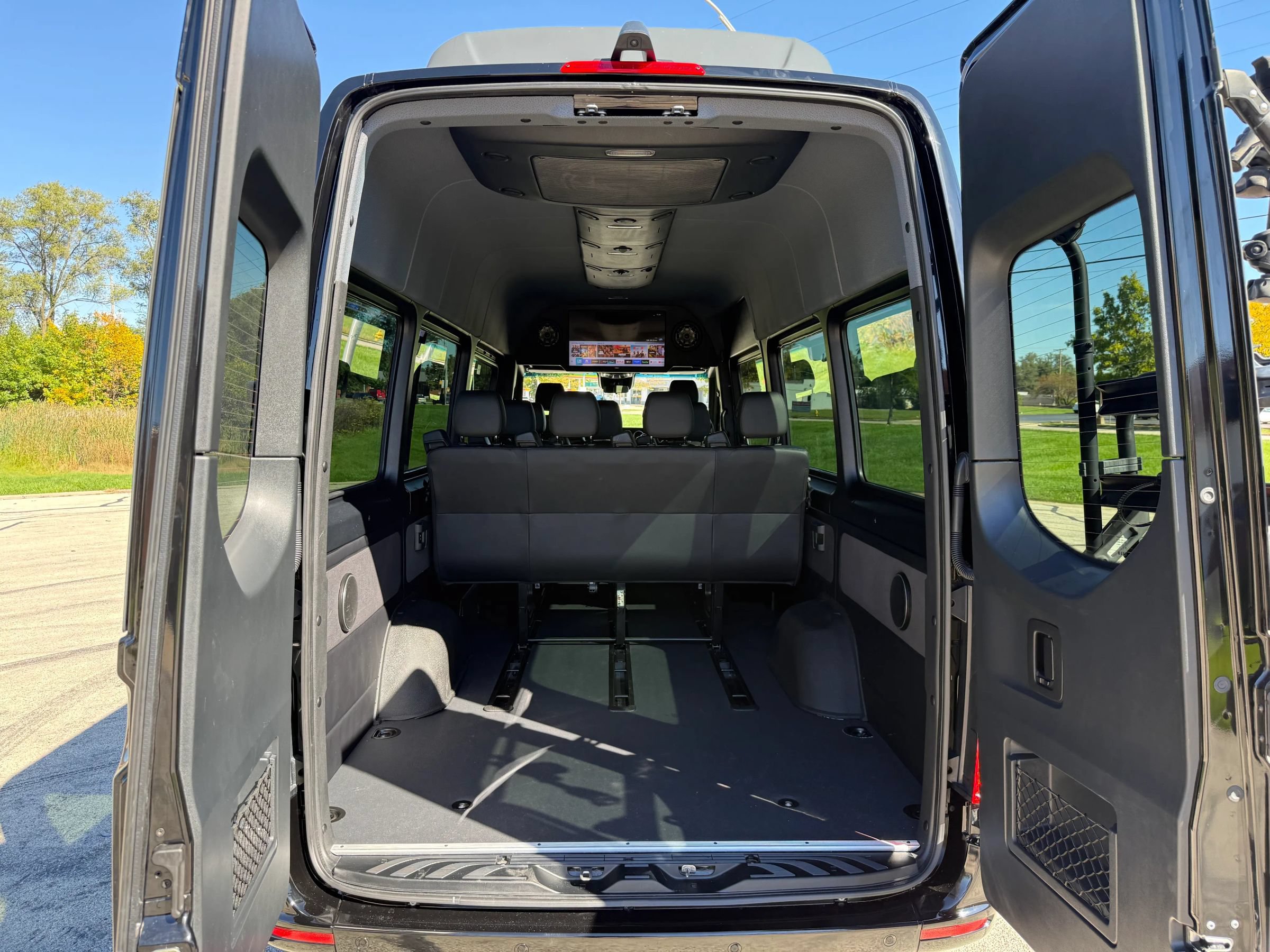Used 2020 Mercedes-Benz Sprinter 2500 image 39