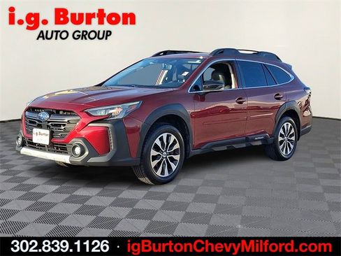Used 2023 Subaru Outback Limited XT image 3
