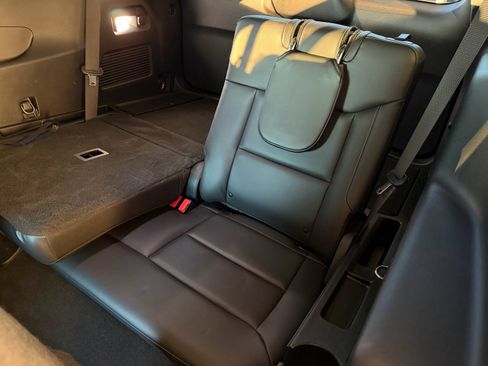 Used 2022 Ford Explorer XLT w/ Equipment Group 202A image 20