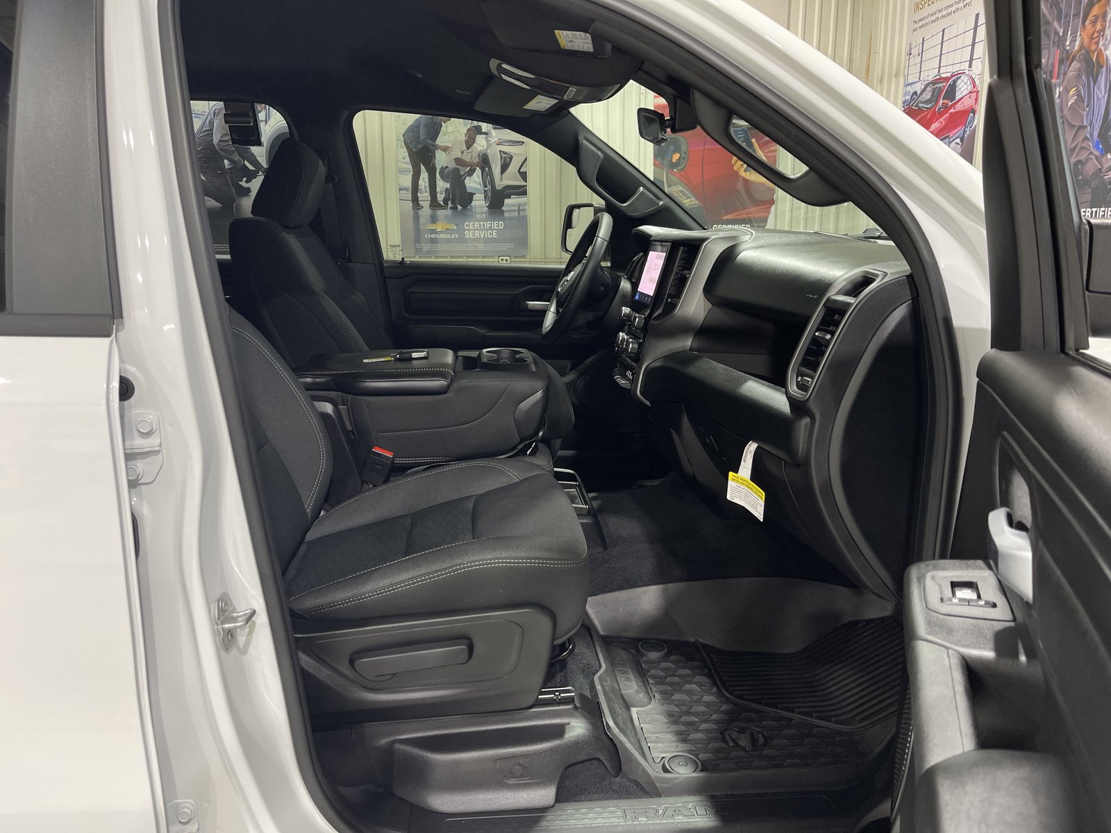 Used 2026 RAM 1500 Warlock AWD/4WD image 18