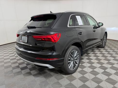 Used 2021 Audi Q3 2.0T Premium w/ 19" Wheel Package AWD/4WD image 9
