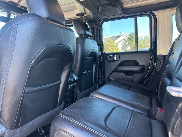 Used 2023 Jeep Wrangler Unlimited Sahara w/ Cold Weather Group AWD/4WD image 31