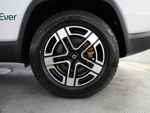 Used 2023 Rivian R1S Adventure AWD/4WD image 9
