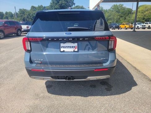 New 2026 Ford Explorer Active w/ Active Comfort Package AWD/4WD image 4