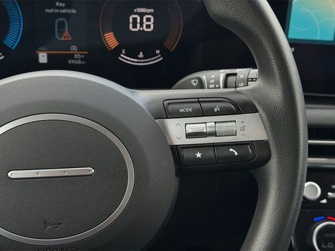 Used 2025 Hyundai Tucson SEL image 17