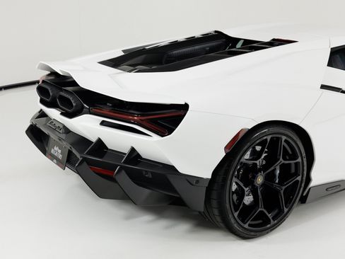 Used 2024 Lamborghini Revuelto AWD/4WD image 81