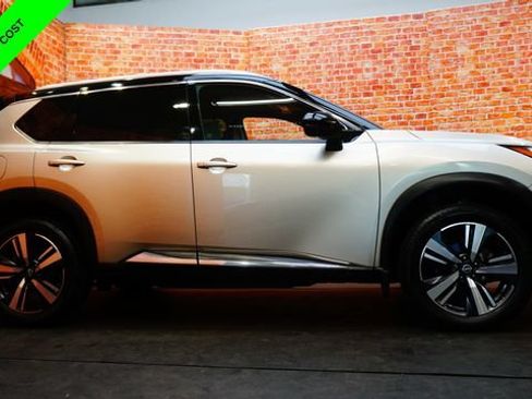 Certified 2023 Nissan Rogue Platinum w/ Platinum Premium Package AWD/4WD image 8