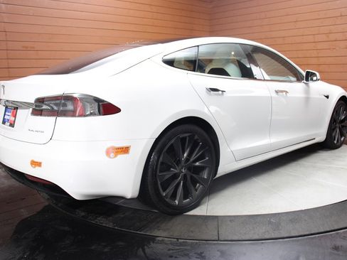 Used 2020 Tesla Model S AWD image 21
