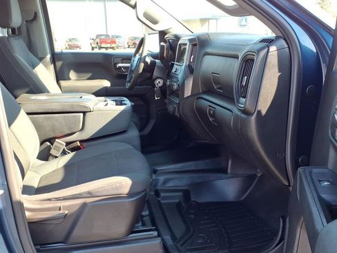 Used 2019 Chevrolet Silverado 1500 W/T w/ WT Convenience Package image 4