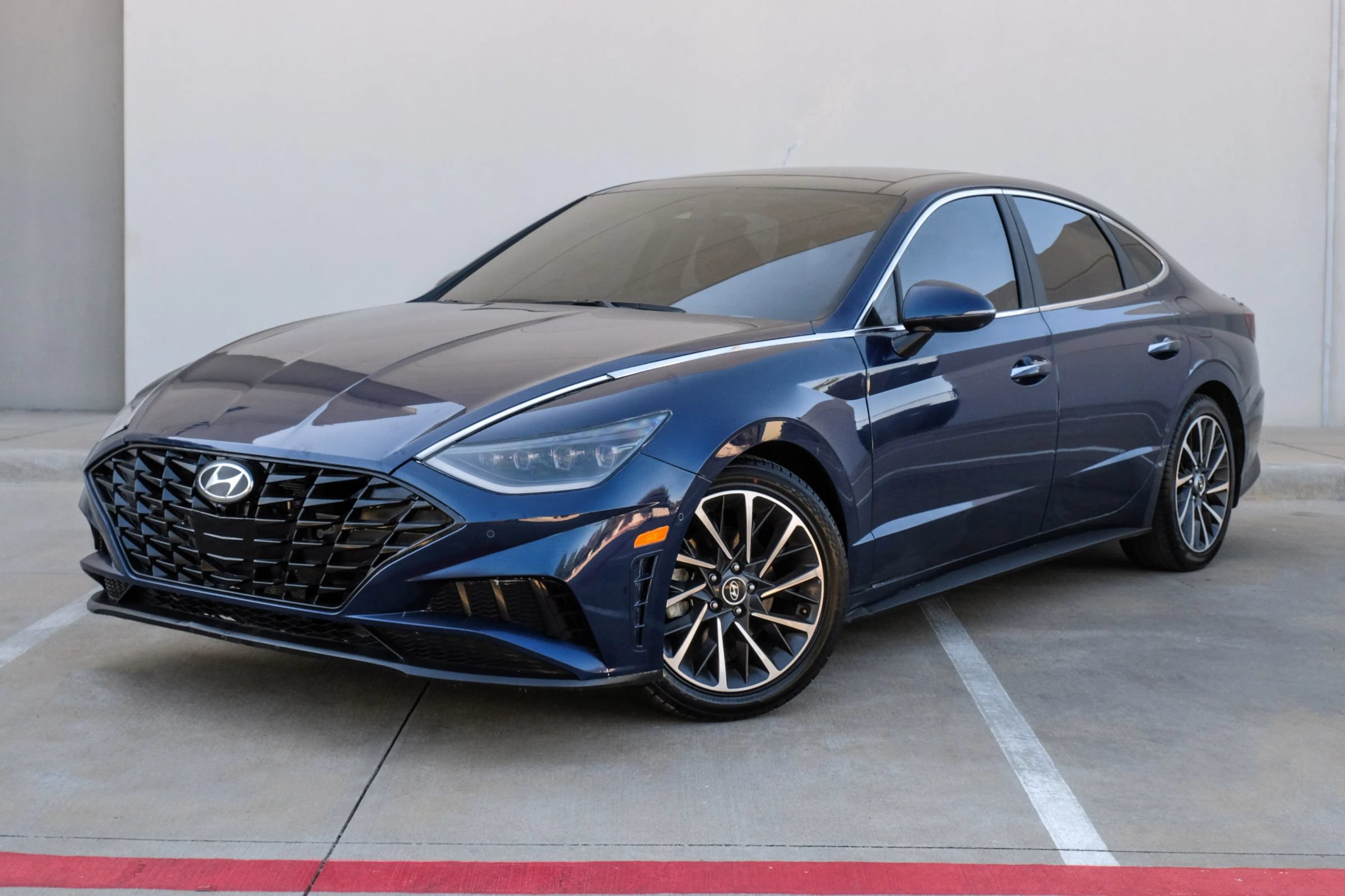 Used 2022 Hyundai Sonata Limited FWD image 7