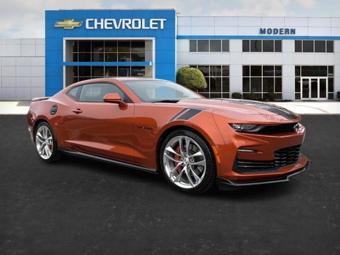 Used 2023 Chevrolet Camaro SS w/ Design Package 1 image 6