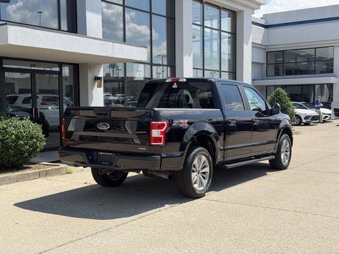 Used 2018 Ford F150 XL w/ Equipment Group 101A Mid AWD/4WD image 4