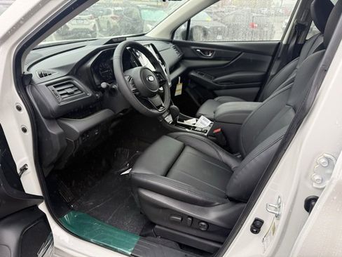 Used 2025 Subaru Ascent Bronze Edition image 9