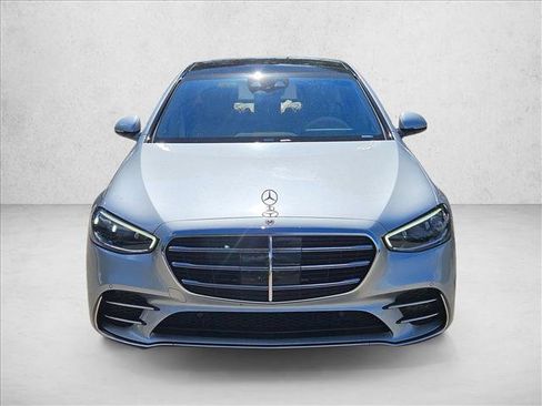 Certified 2023 Mercedes-Benz S 500 4MATIC image 2