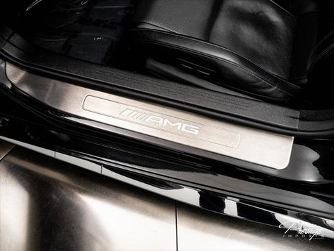 Used 2021 Mercedes-Benz AMG GT C image 25