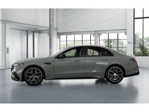 New 2026 Mercedes-Benz E 53 AMG e 4MATIC Sedan image 33