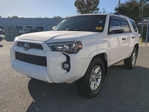 Used 2019 Toyota 4Runner SR5 image 2