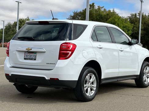 Used 2016 Chevrolet Equinox LS FWD image 4