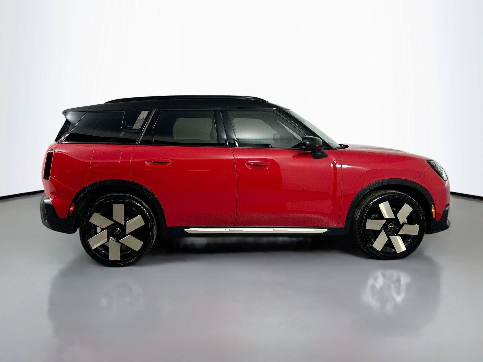 Used 2025 MINI Cooper Countryman S AWD/4WD image 4