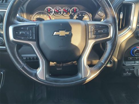 Used 2021 Chevrolet Silverado 2500 LT w/ Convenience Package image 14