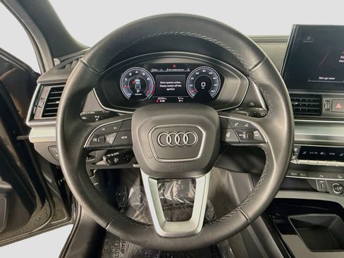 Used 2025 Audi Q5 2.0T Premium AWD/4WD image 13