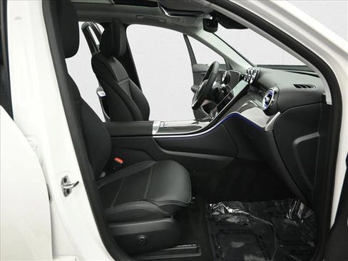 Certified 2025 Mercedes-Benz GLC 350e GLC 350e image 28