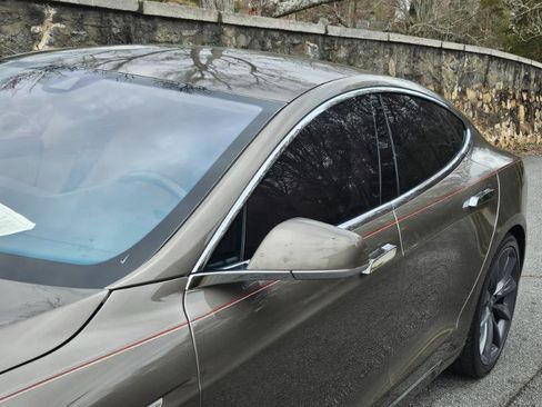 Used 2016 Tesla Model S 90D image 16