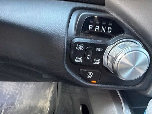Used 2023 RAM 1500 Laramie AWD/4WD image 19