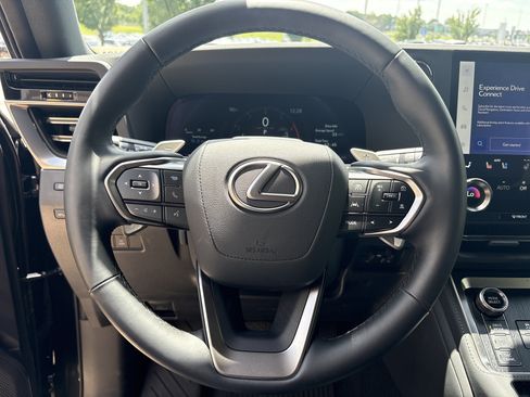 Used 2024 Lexus GX 550 AWD/4WD image 18