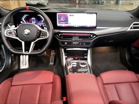 Used 2025 BMW 440i xDrive Convertible w/ Premium Package image 17