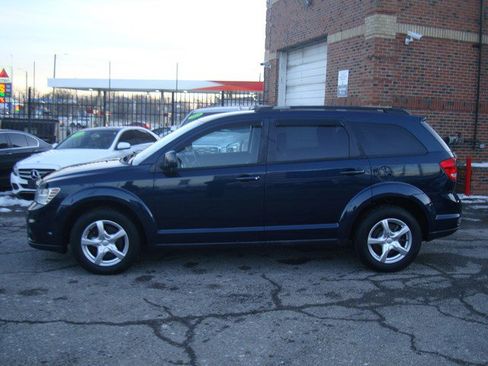 Used 2013 Dodge Journey SXT w/ Popular Equipment Group image 2